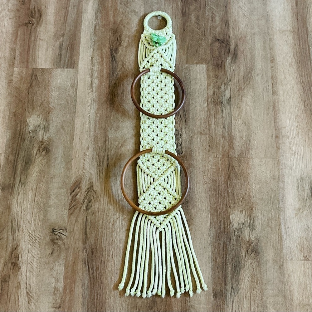 Vintage Macrame Towel Holder with Ceramic Leaf 31” Long Handmade Green 70s 80s